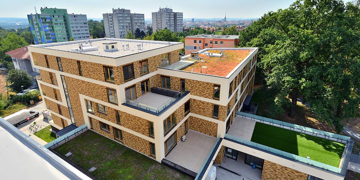 Rezidence Bolevecká a její ploché střechy
