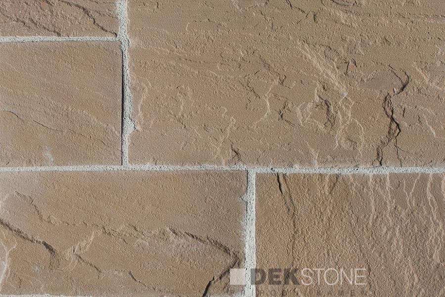 Flagstone S 2215 – Golden Leaf