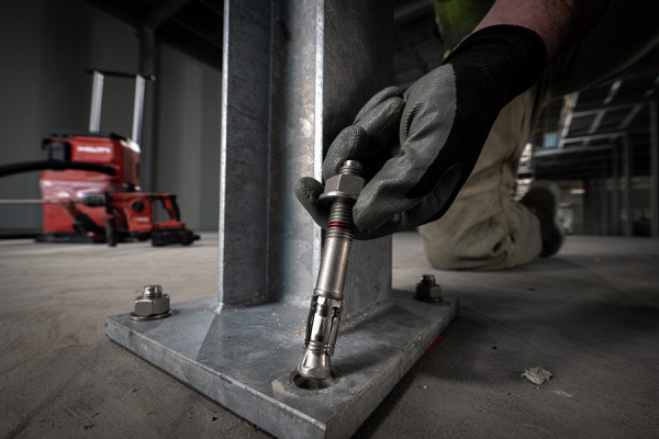 Hilti HST4