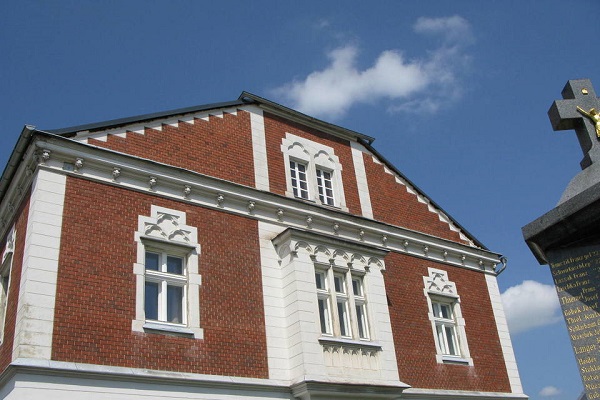 Kastlová, špaletová okna