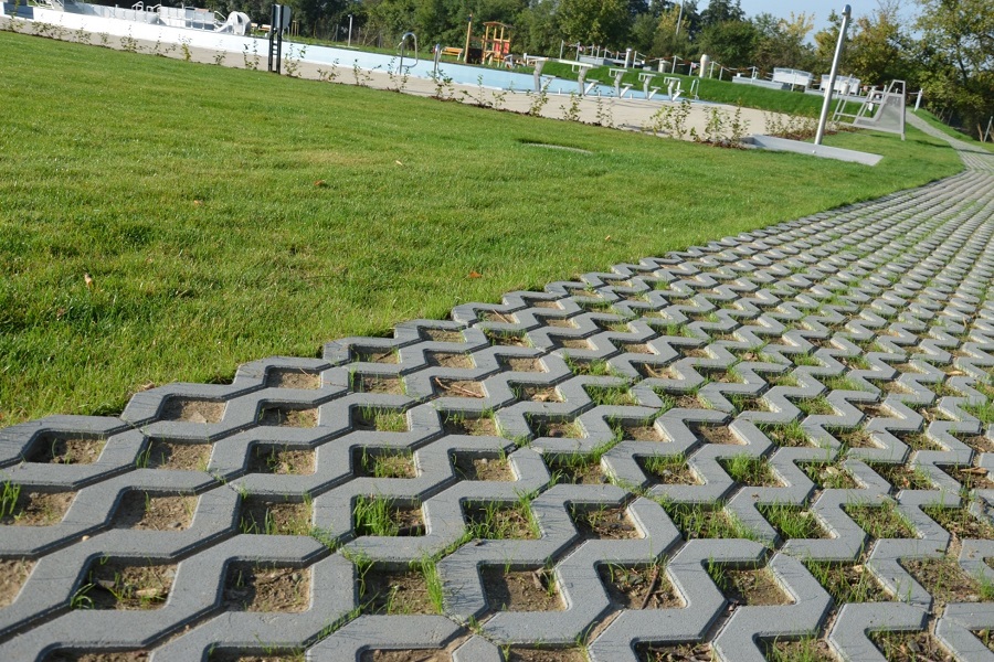 Vegetační a drenážní dlažba